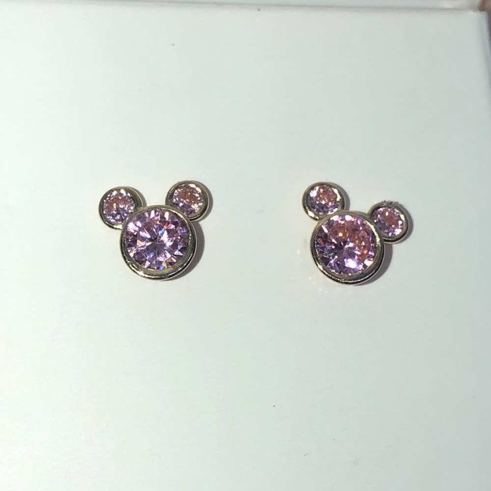 Solid 14k Gold earrings.(Acid tested and has a 14k Stamp).